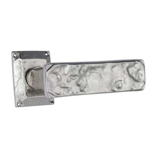 Poignée de porte MARTELEE